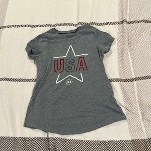 Under under armor youth, medium shirt